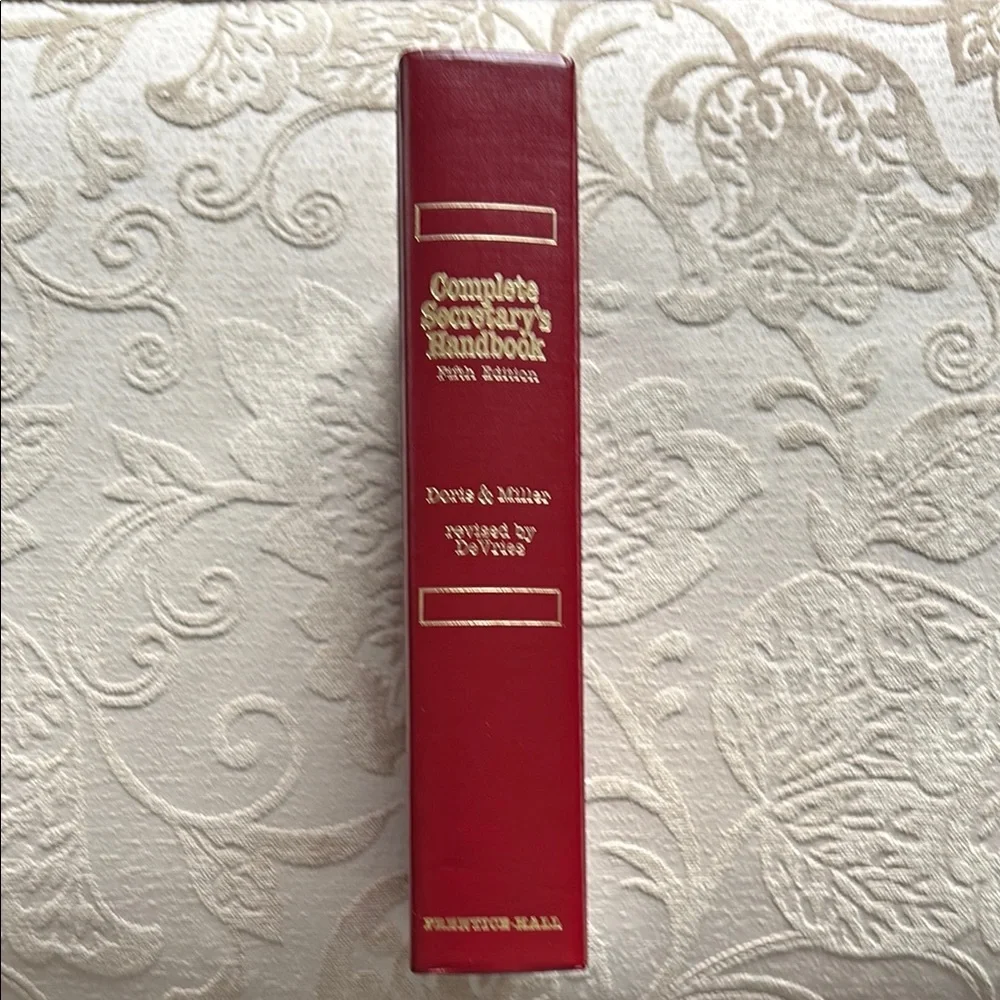 Complete Secretary's Handbook - Red Cover